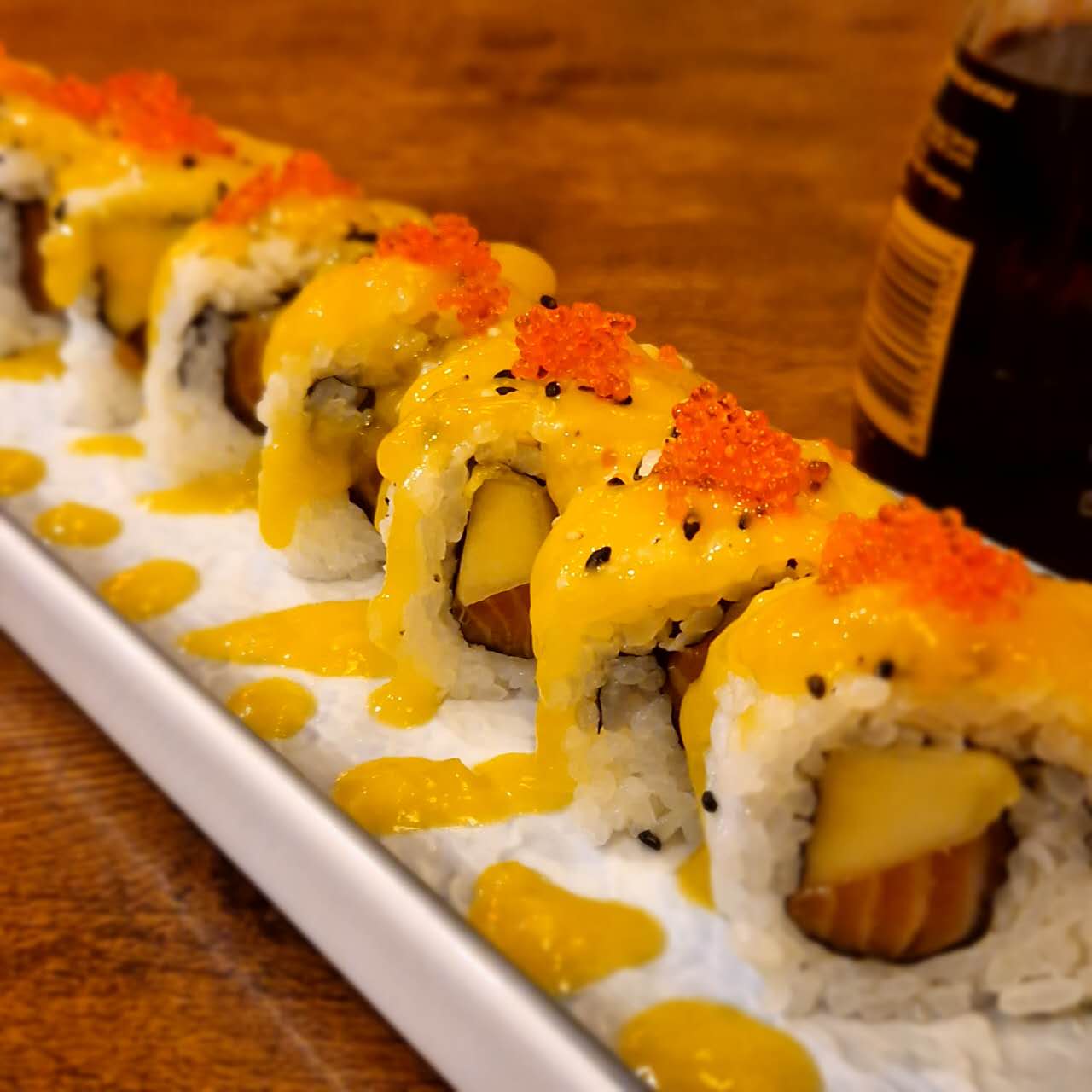 New Roll Mango y Samon 8uds